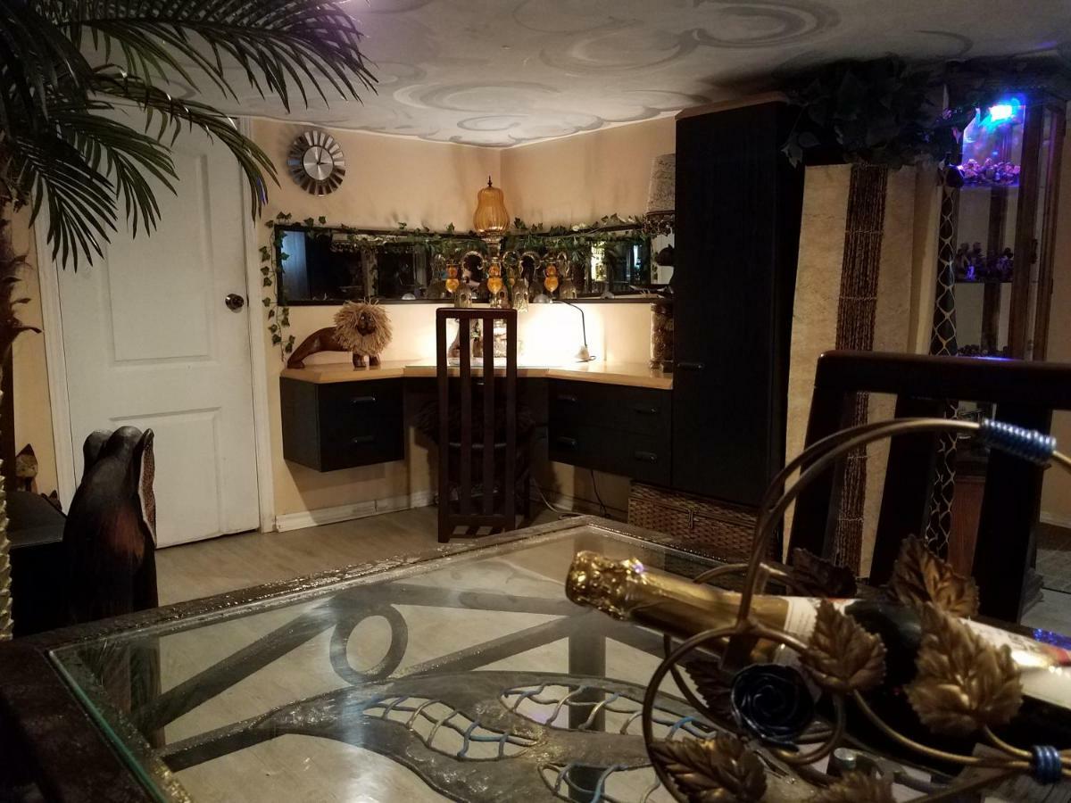 Exotic Large Basement Studio Hotel Монреал Екстериор снимка